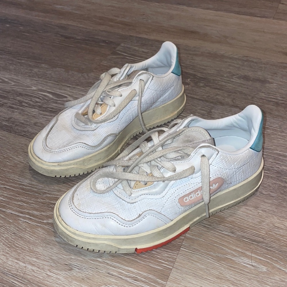 Adidas SC premier sneaker